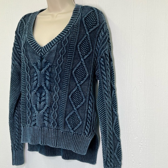 Anthropologie- Pilcro Blue Washed Out Cable Knit Long Sleeve Sweater Size XS - Picture 4 of 11